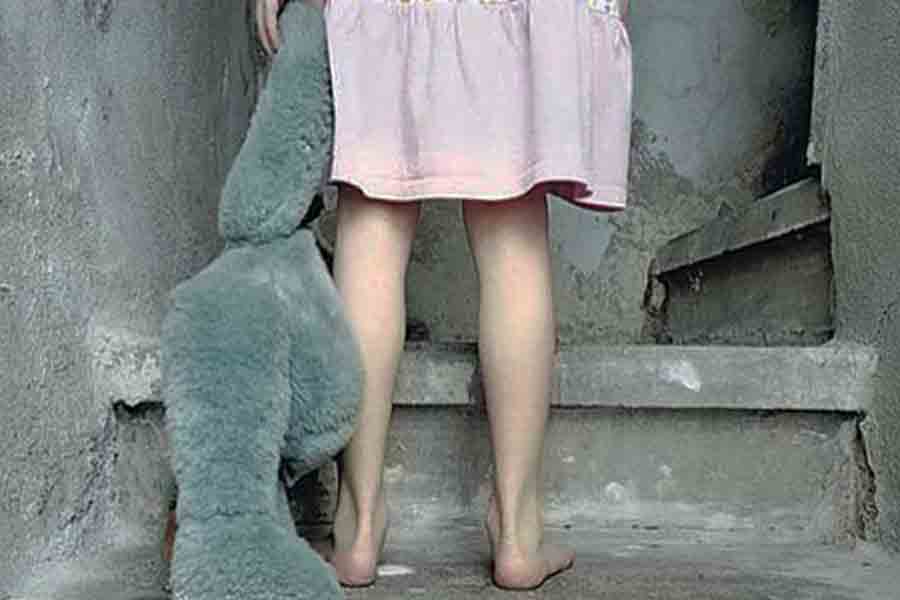 লাগাতার ধর্ষণের জেরে অন্তঃসত্ত্বা দশম শ্রেণির কিশোরী! পুলিশের জালে নাবালক-সহ ১৭