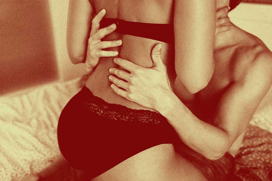 পর্দার আড়ালে সফট পর্ন-সেক্স র‌্যাকেট