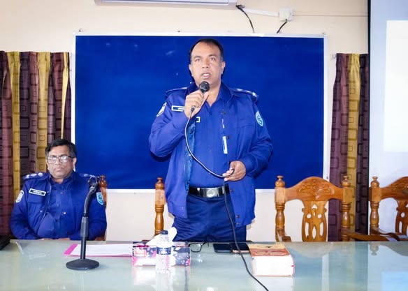 “দিনাজপুর জেলা পুলিশের নির্বাচনি দায়িত্বে নিয়োজিত সদস্যদের দক্ষতা ও সক্ষমতা বৃদ্ধিমূলক প্রশিক্ষণ কর্মশালার ২২ তম ব্যাচের শুভ উদ্বোধন করেন পুলিশ সুপার, দিনাজপুর মহোদয়”