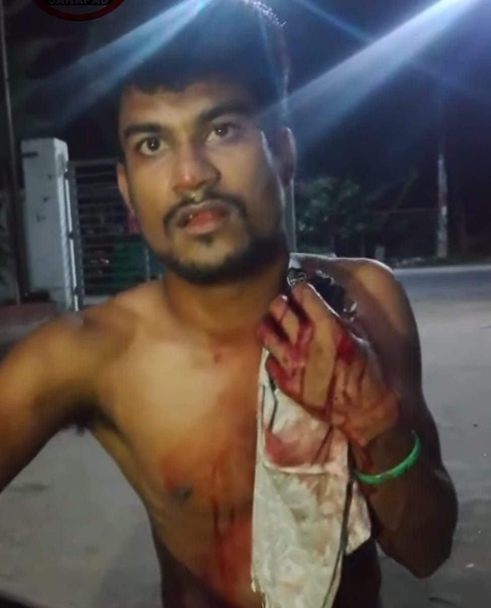 রূপপুর যাওয়ার কথা বলে সিএনজি ভাড়া: ঈশ্বরদীতে চালককে ছুরিকাঘাত করে অটোরিকশা ছিনতাই